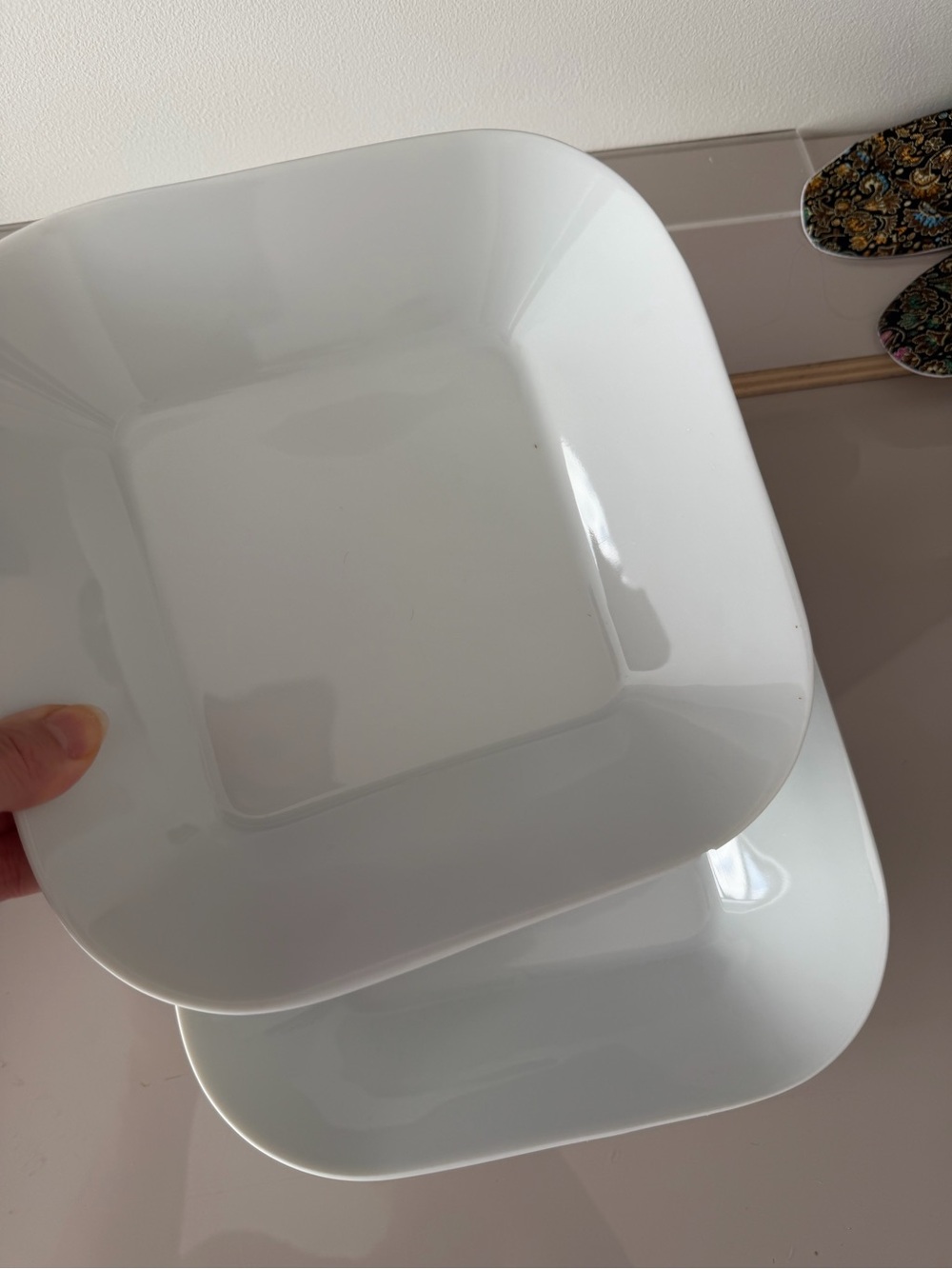 🗽2 Crate & Barrel Kahla White Porcelain Serveware Dishes